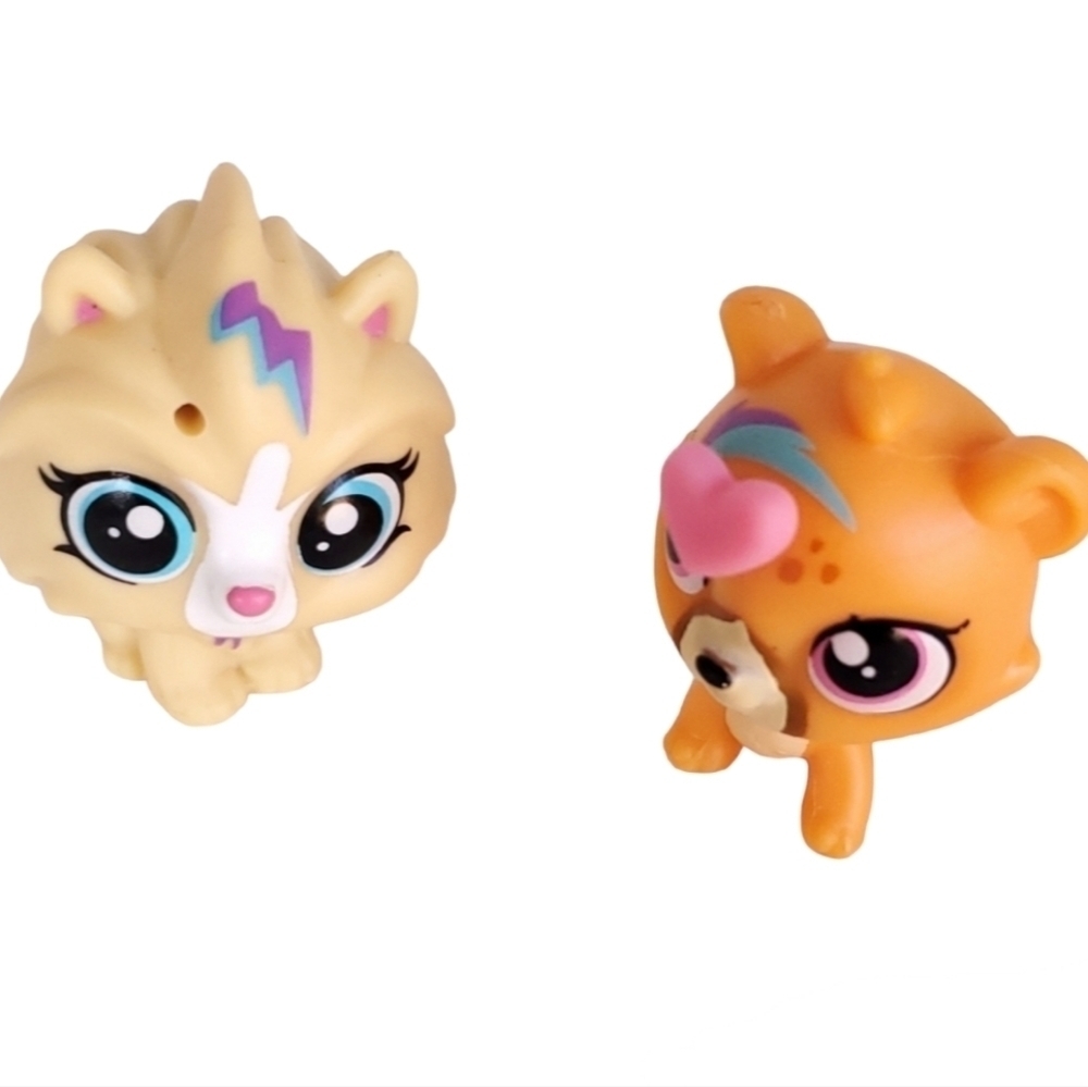 Littlest Pet Shop MINI 4016 Pommy LeClerc 4017 Anik Von Fleel